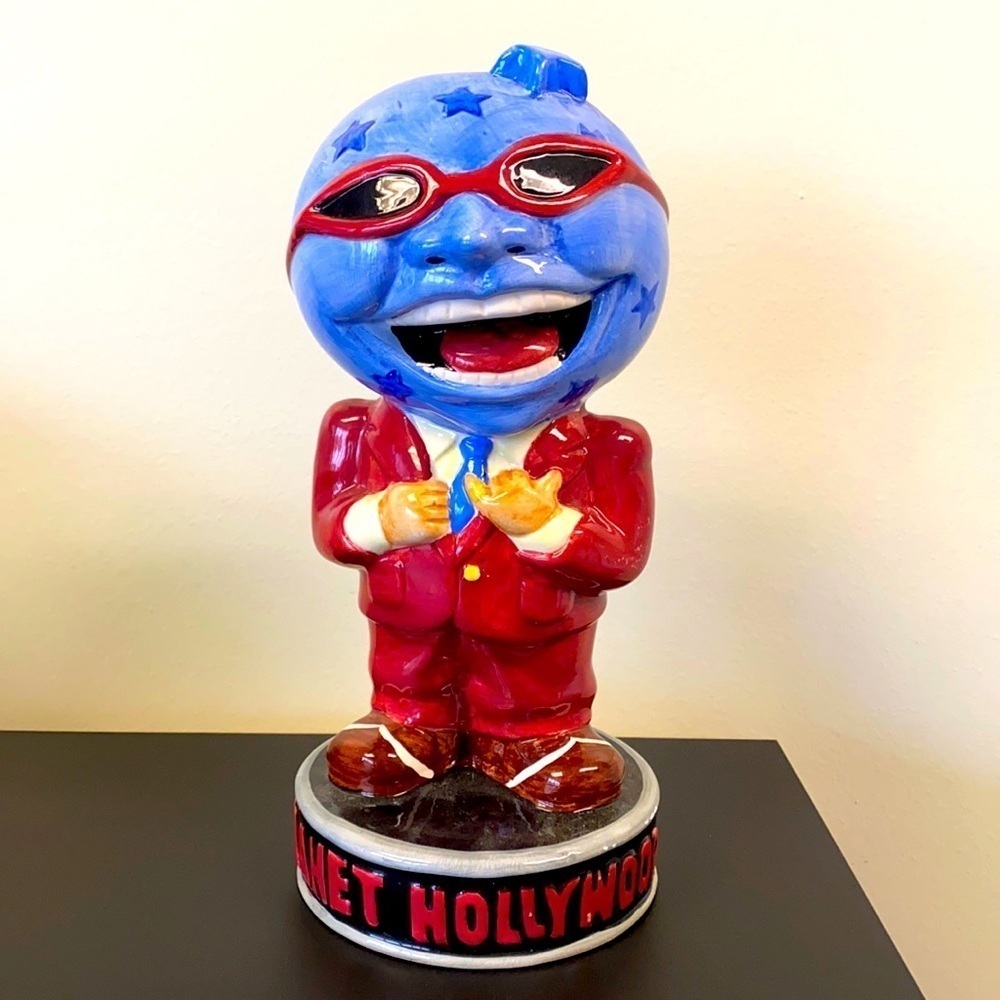 Vintage Planet Hollywood Mr. Globe Wide Head Mug/Vase 10” Tall 4.5”